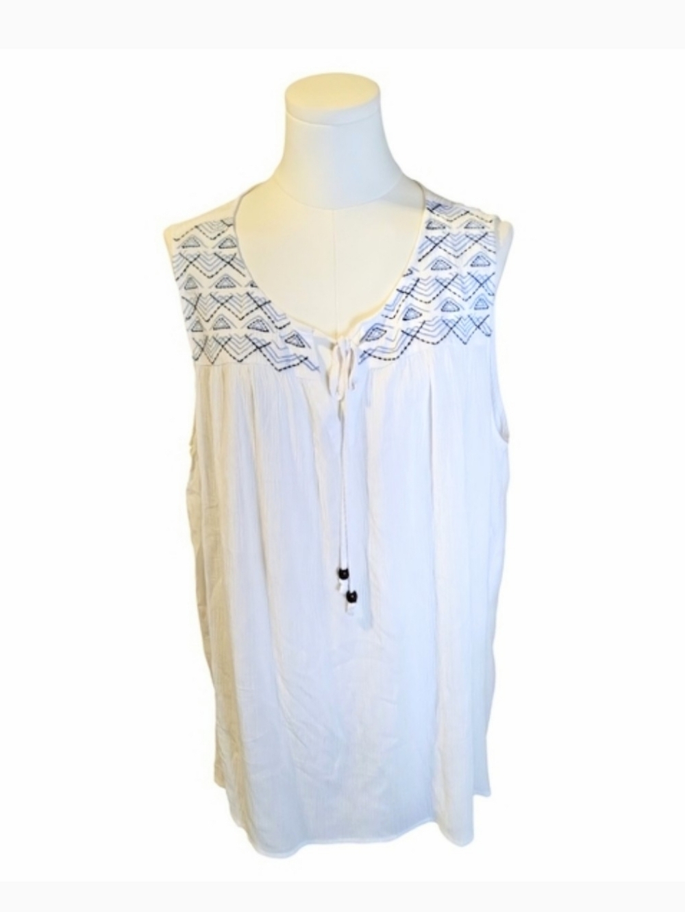 Lucy & Laurel Dainty White Bohemian Cottagecore Blue Embroidered Blouse Size XL